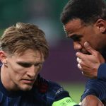 977.jpg