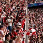 Fans-against-Lyon_f1hab1uk.jpg