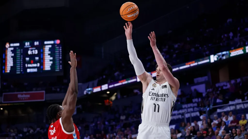 ND-LIGA-ENDESA-J30-RM-RIO-BREOGAN-HEZONJA_1VC0263.webp