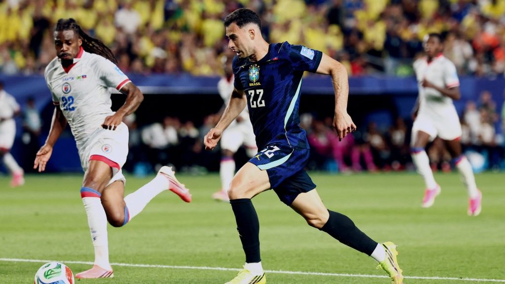 haitis-defender-jean-kevin-duverne-and-brazils-forward-gabriel-martinelli-fight-for-the-ball_r6m9bq1.jpeg